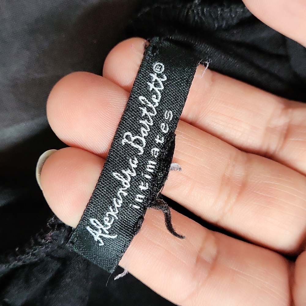 Alexandra Bartlett Black Spaghetti Strap Maxi Dress - Picture 9 of 9